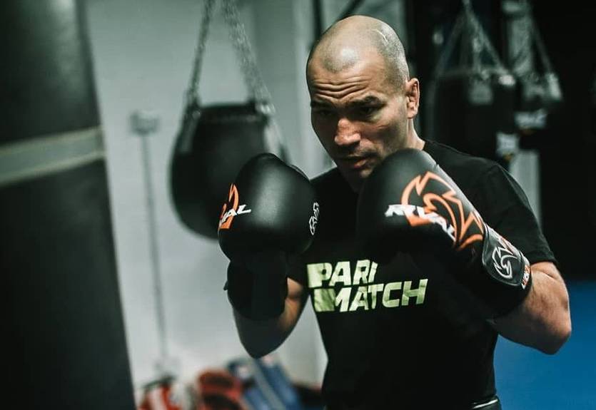 WWFC: Такие бойцы, как Лобов, должны доплачивать лиге, чтобы в ней подраться WWFC: Такие бойцы, как Лобов, должны доплачивать лиге, чтобы в ней подраться