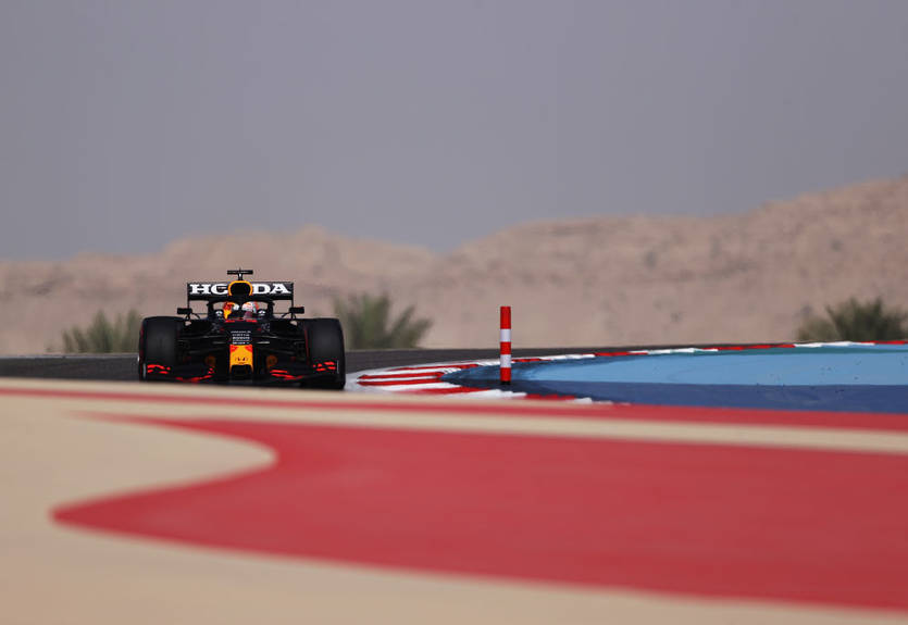 Ферстаппен стал лучшим в первой практике нового сезона Формулы-1