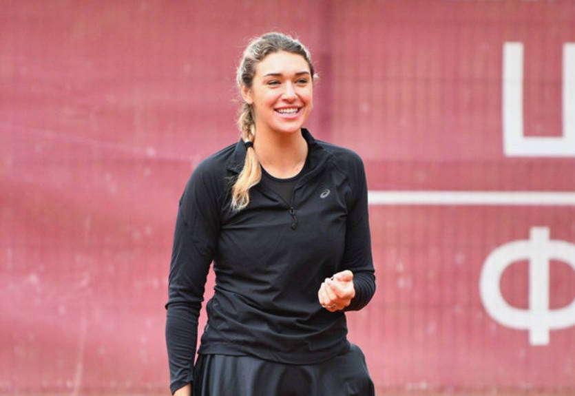 Закарлюк успешно стартовала на турнире в Дубае