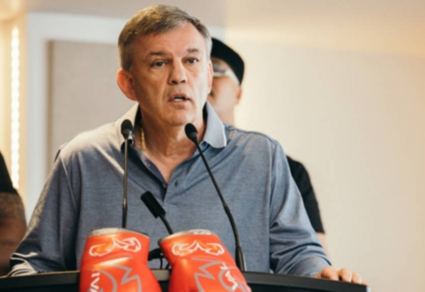 Атлас: Казалось, что Поветкин использует чужие ноги в поединке против Уайта Атлас: Казалось, что Поветкин использует чужие ноги в поединке против Уайта