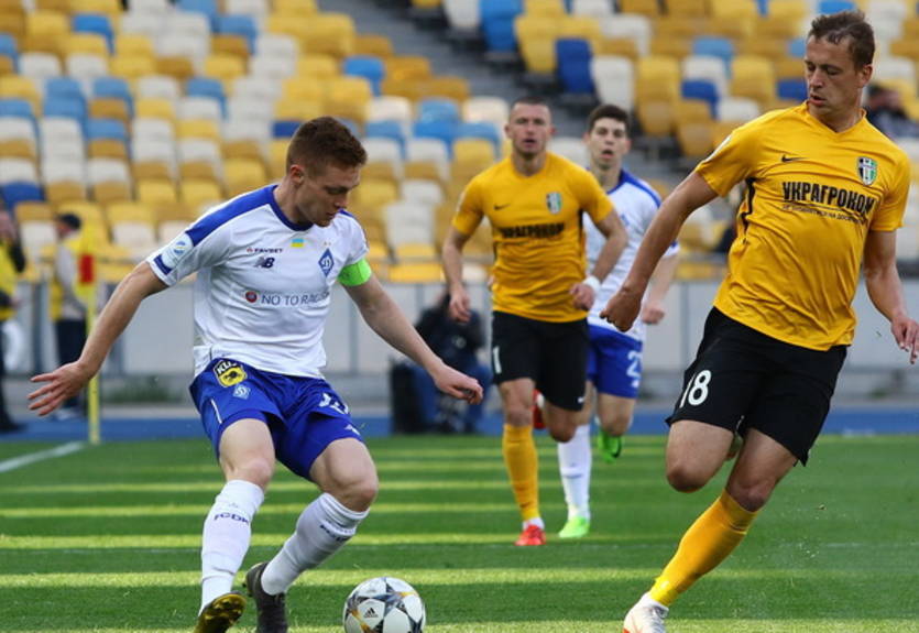 На матч Александрия – Динамо пустят болельщиков