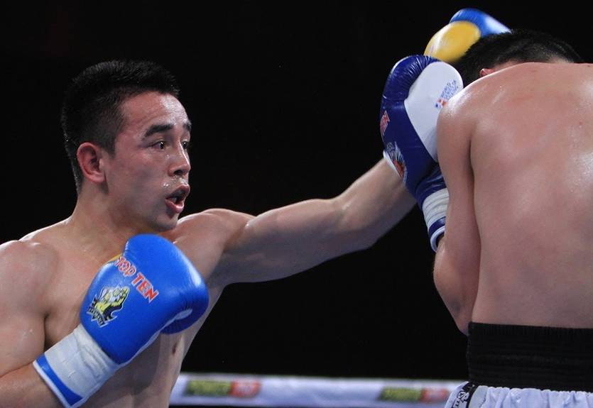 Экс-боксер "Украинских атаманов" завоевал пояс WBA International