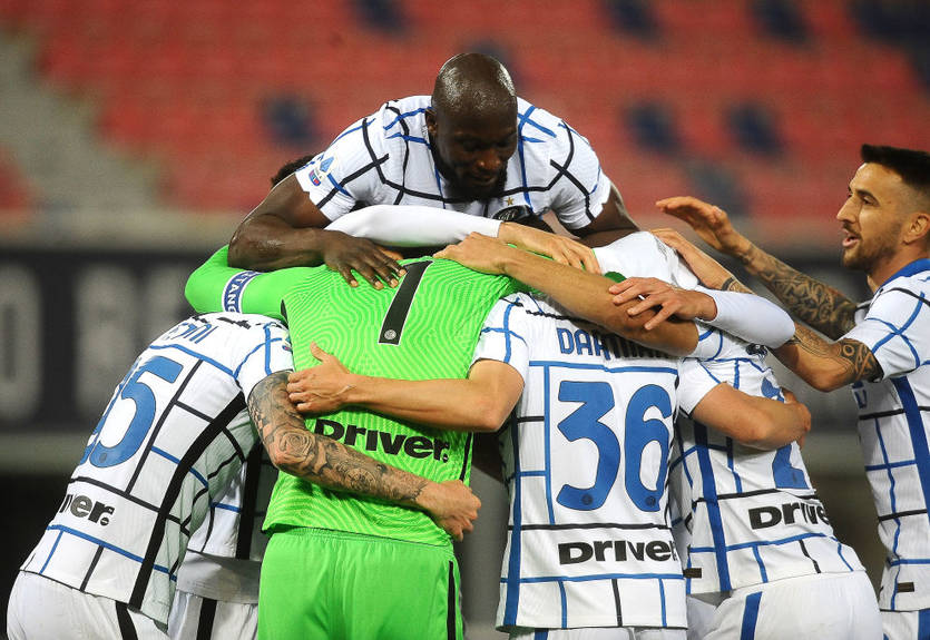 Интер укрепился на вершине Серии А, обыграв Болонью