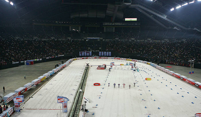Проведение на Саппоро Доум соревнований ЧМ по лыжным видам спорта-2007