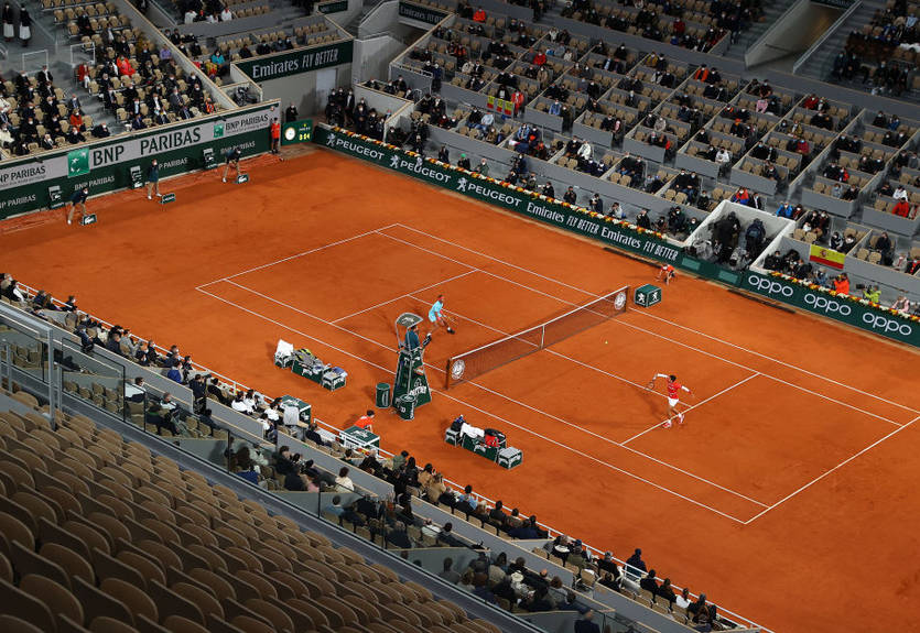 Организаторы Ролан Гаррос сообщили о переносе турнира Организаторы Ролан Гаррос сообщили о переносе турнира