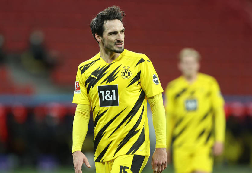 Боруссия Д случайно забыла лидера команды в Кельне