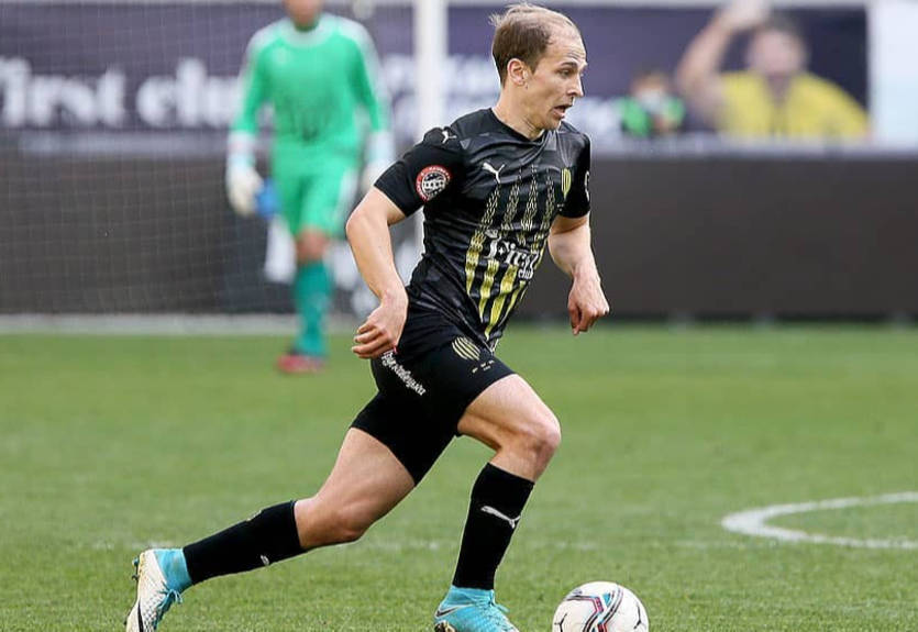 Рух - Минай 2:0 видео голов и обзор матча чемпионата Украины