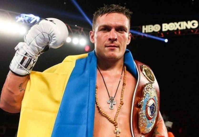 Александр Усик проведет бой с Майклом Хантером