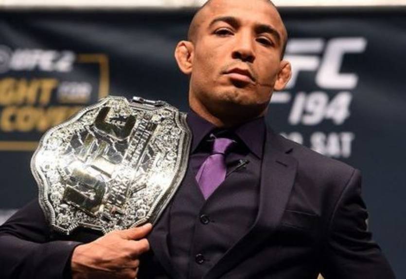 Чемпион UFC хочет начать карьеру боксера