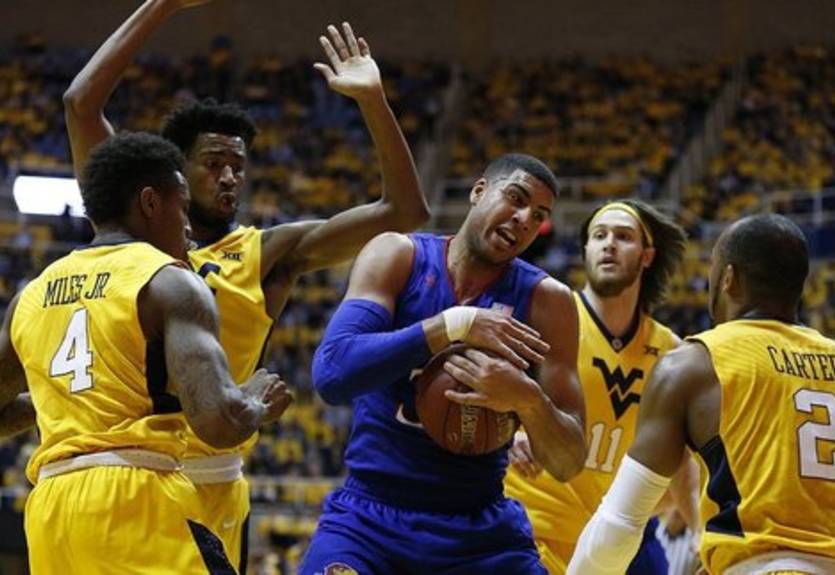 NCAA. Синхронные поражения фаворитов, Михайлюк не впечатляет