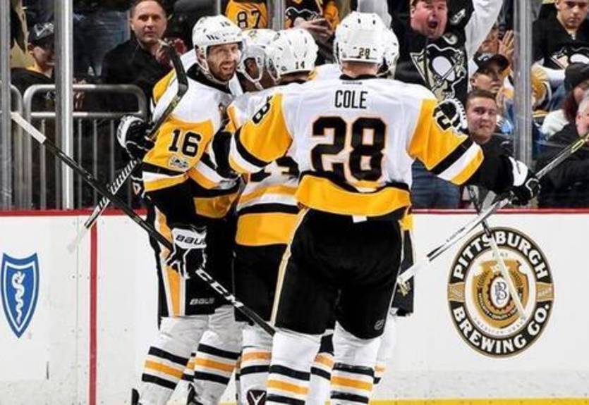 Победы Питтсбурга и Чикаго, поражение Флориды