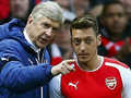 Езил: руководство Арсенала знает, что я останусь, только если останется Венгер