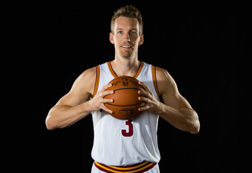 НБА. Данливи не приехал в расположение Атланты