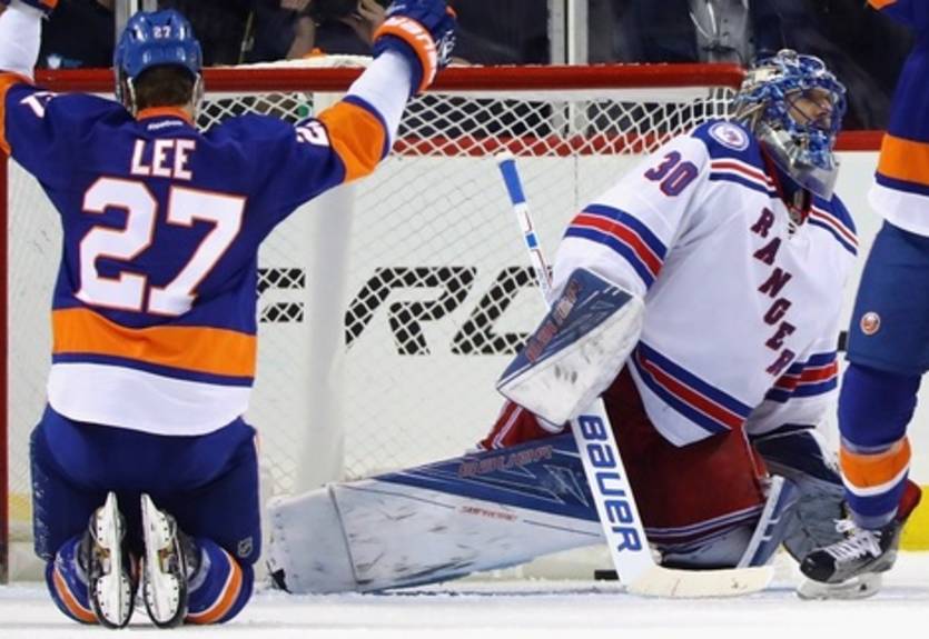 НХЛ. Айлендерс побеждают в дерби, Детройт, Чикаго и Баффало побеждают