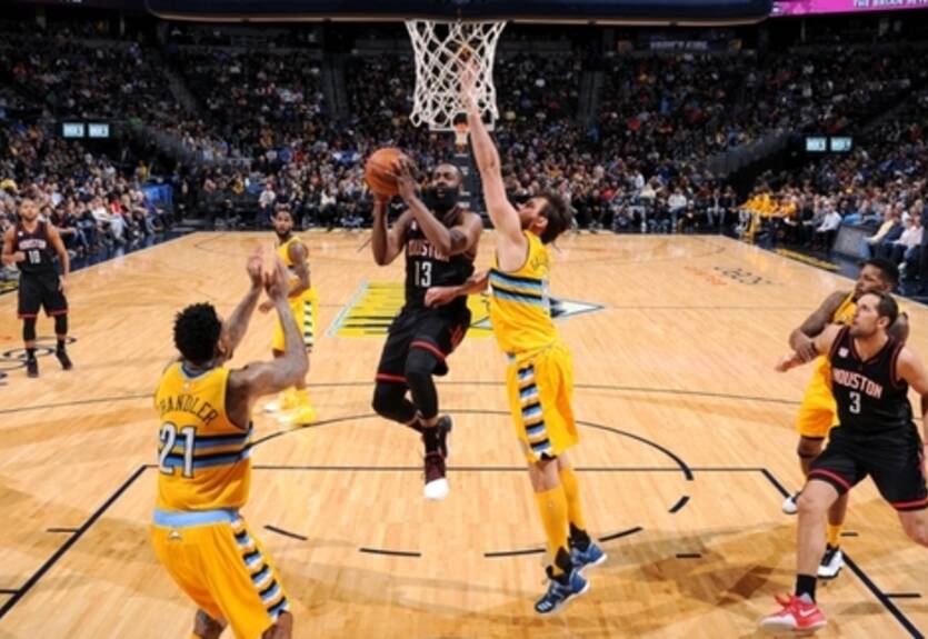 НБА. Хьюстон разгромил Денвер