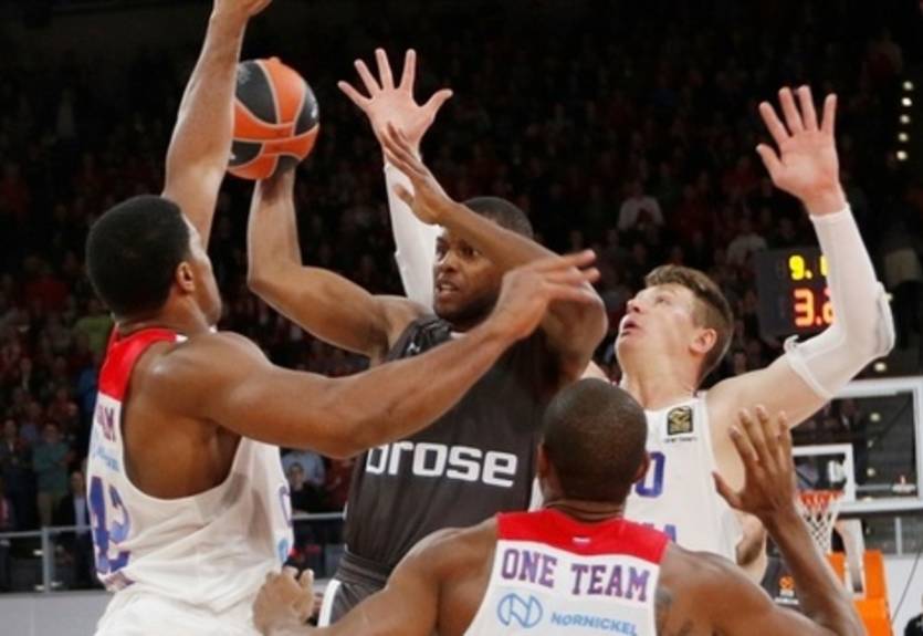 Евролига. ЦСКА и Эфес добывают победы