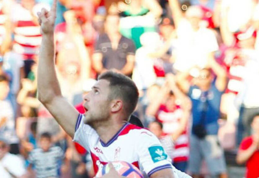 Кравец вышел в старте против Валенсии и помог Гранаде выйти вперед