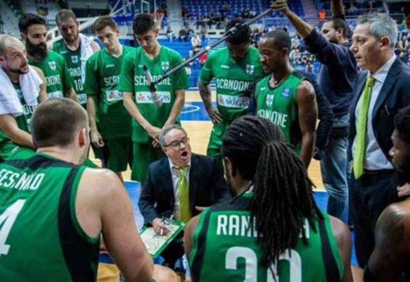 Уверенная игра Фесенко помогла Авеллино добыть победу