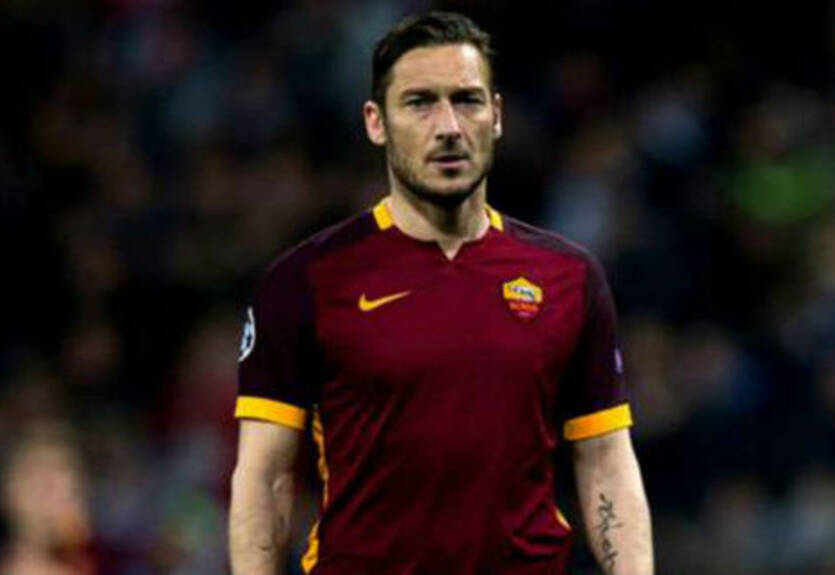 Тотти и Хеведес вошли в символическую сборную недели в Лиге Европы