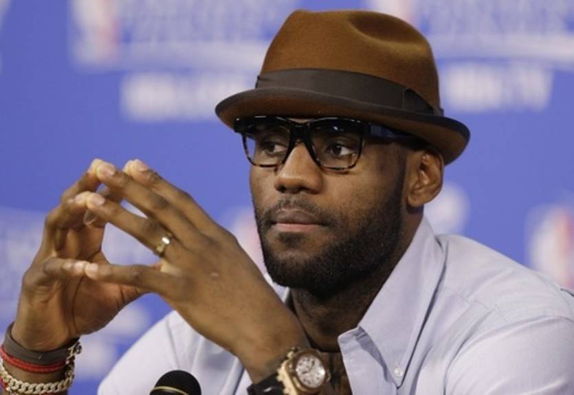 Джеймс и Пол дадут показания в суде