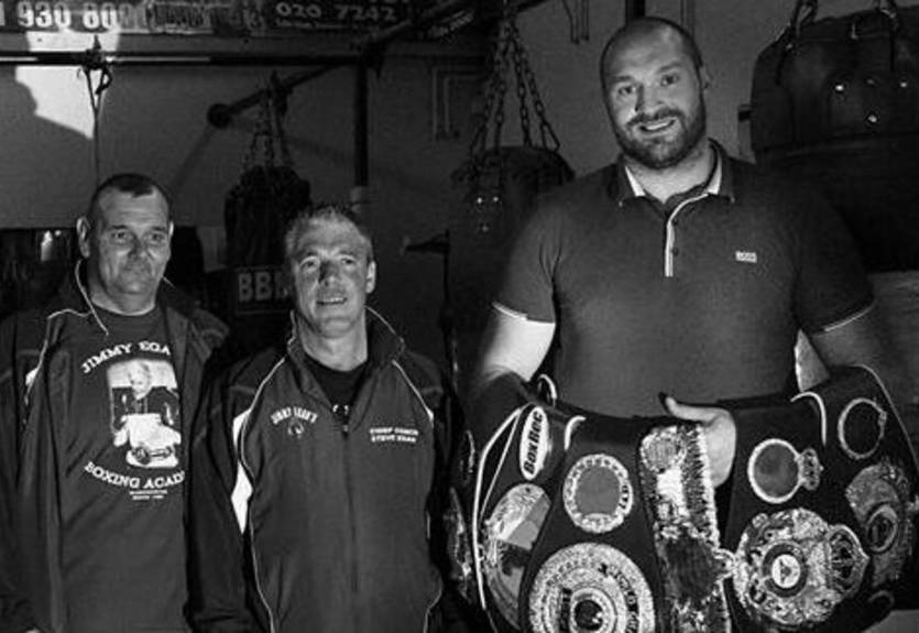 Новорожденный сын Фьюри знает, что "Папа - чемпион"