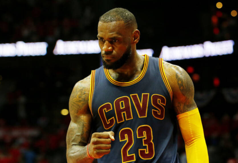 Путь чемпиона: как ЛеБрон шел к первому титулу в Кливленде