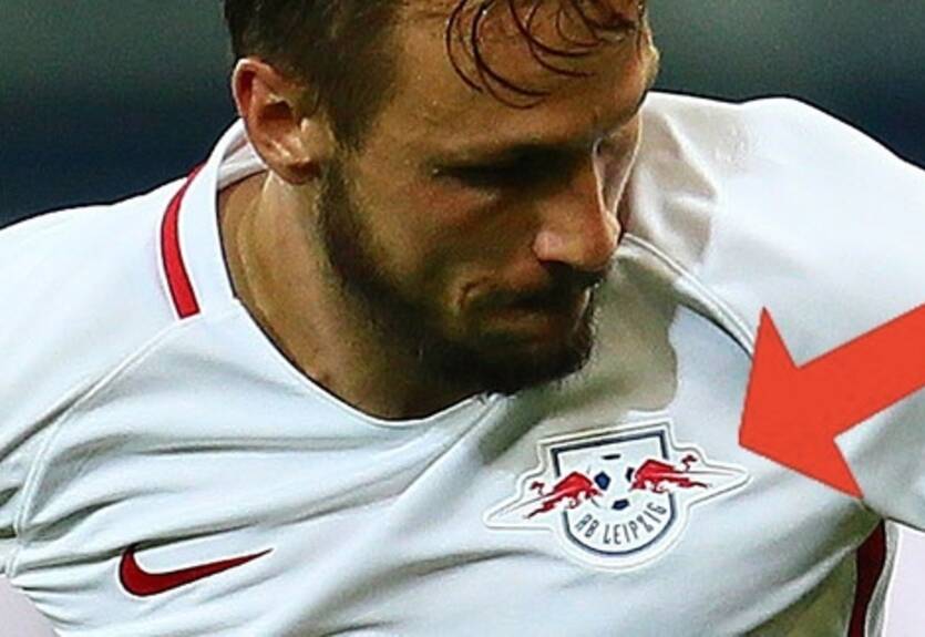 Защитник Ред Булл Зальцург играл в Лиге чемпионов в футболке Лейпцига