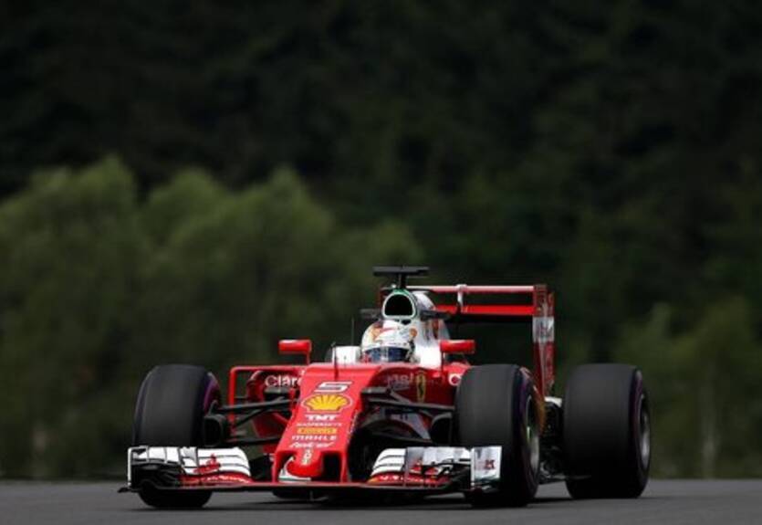 Формула-1. Гран-при Австрии. Феттель — лидер третьей тренировки, Росберг разбил болид