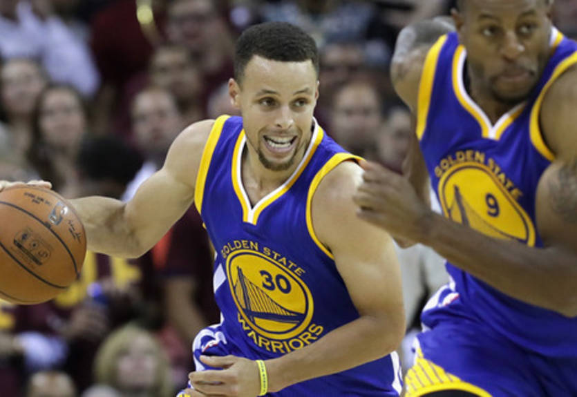 НБА. Голден Стейт добывает третью победу над Кливлендом