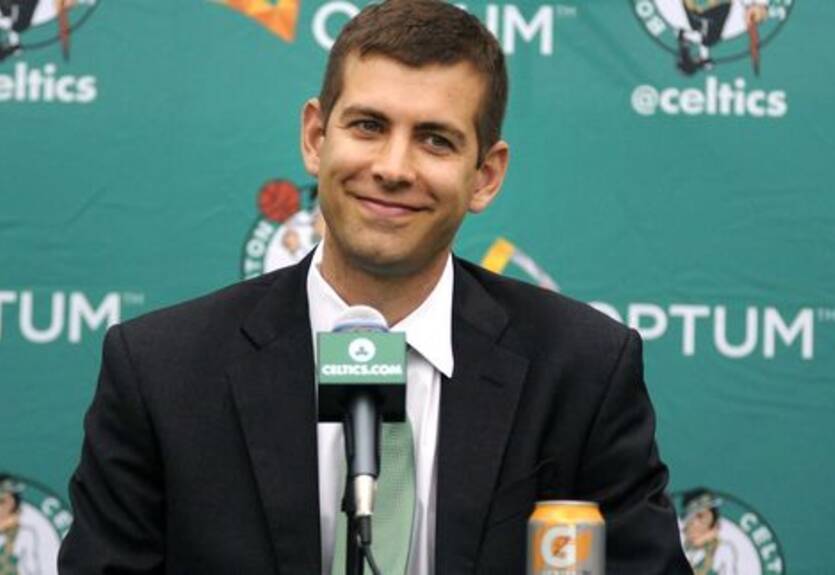 НБА. Бостон продлил Стивенса