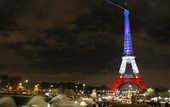 Эйфелева башня будет окрашиваться в цвета команд-участниц во время Евро-2016