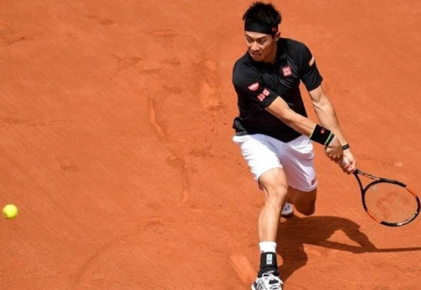 Ролан Гаррос (ATP). Нисикори и Вавринка идут дальше, у Маррея снова проблемы, триллер Карловича и Томпсона, камбэк Симона