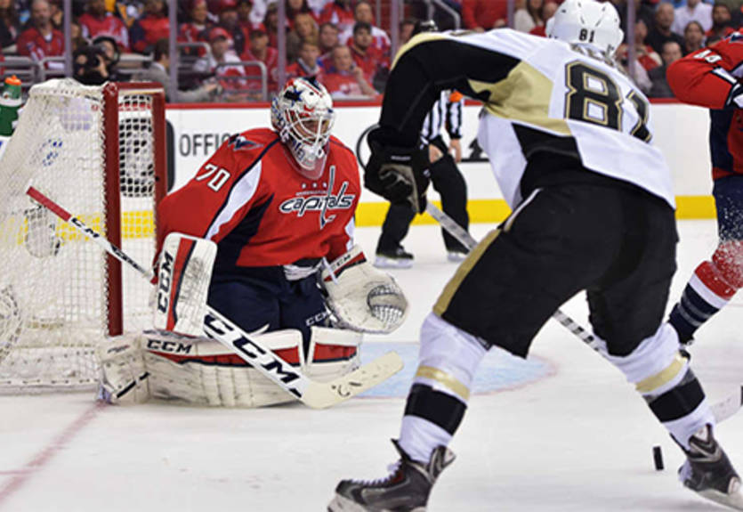 НХЛ. Кубок Стэнли. Тампа обыгрывает Айлендерс, Вашингтон уступает Питтсбургу