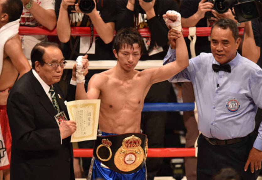 Тагучи бьет Ландаэту и защищает титул