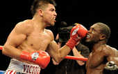 Берто фаворит в бою с Ортисом