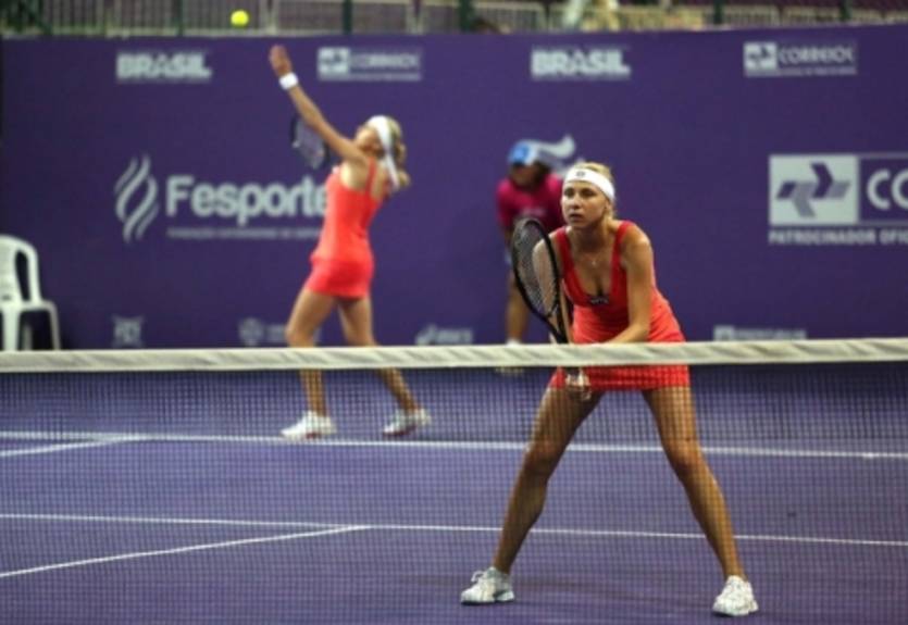 Прага (WTA). Сестры Киченок покидают турнир