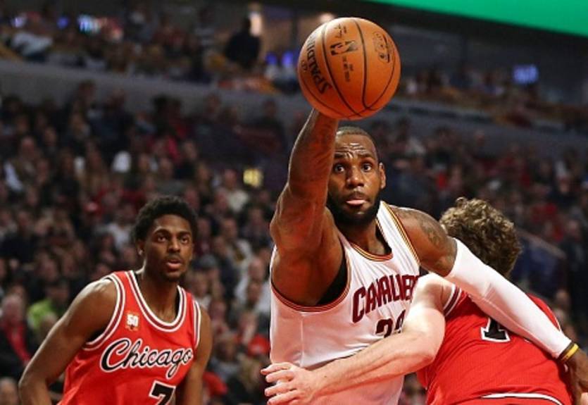 НБА. Дабл-дабл Леня, победы Атланты, Голден Стейт и Чикаго, поражения Портленда и Оклахомы