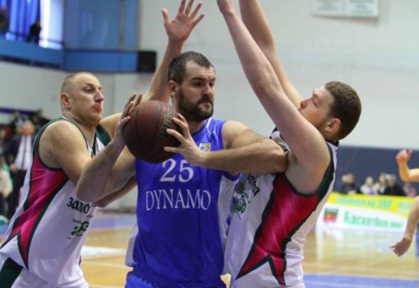 Суперлига Фаворит-Спорт. Динамо первым выходит в полуфинал