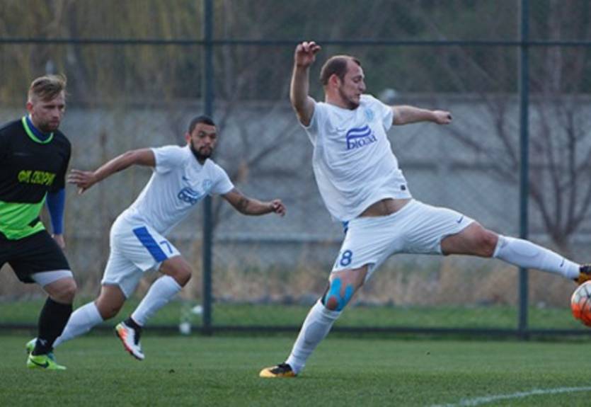 ТМ. Днепр обыграл любителей