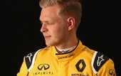 Магнуссен наказан и начнет гонку с пит-лейна
