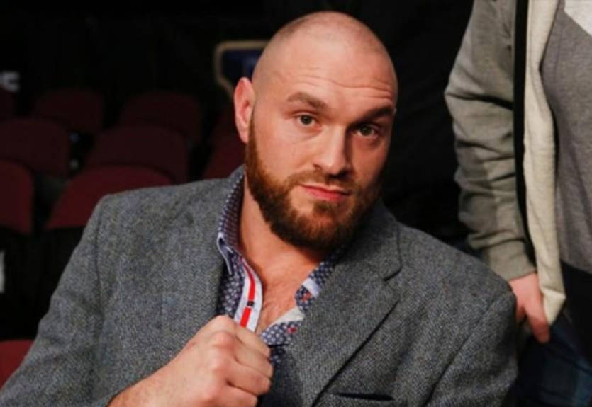 Фьюри: "Поветкин похож на карлика, Уайлдер нокаутирует его"