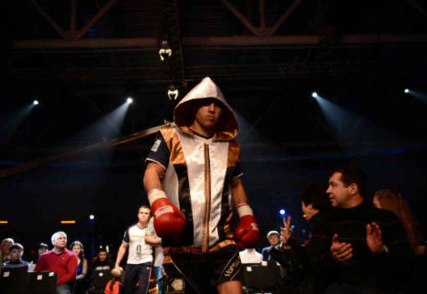 Поддержи Макса Бурсака в Лондоне!