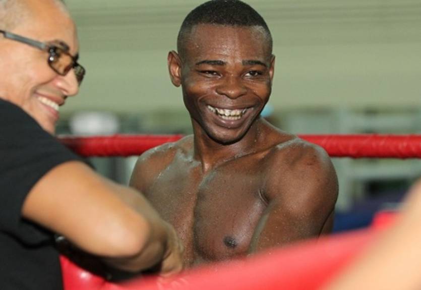 Ригондо готов подняться в весе для боя с Санта Крусом