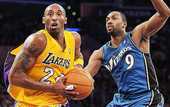 НБА. Аренас хочет подписать 10-дневный контракт с Лейкерс, чтобы увидеть последнюю игру Брайанта