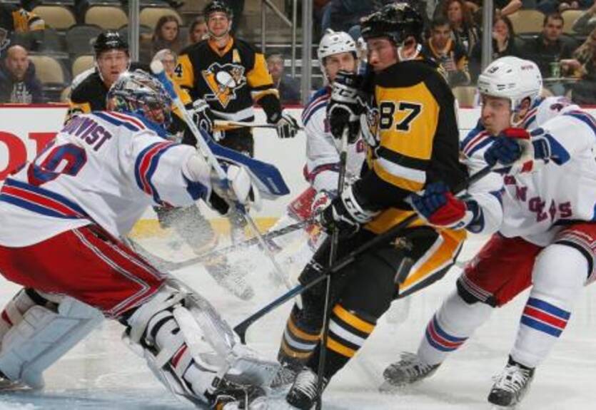 НХЛ. Питтсбург уступил Рейнджерс, победы Ванкувера и Детройта