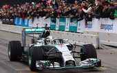 Формула-1. Новый болид Мерседес успешно прошел краш-тест ФИА
