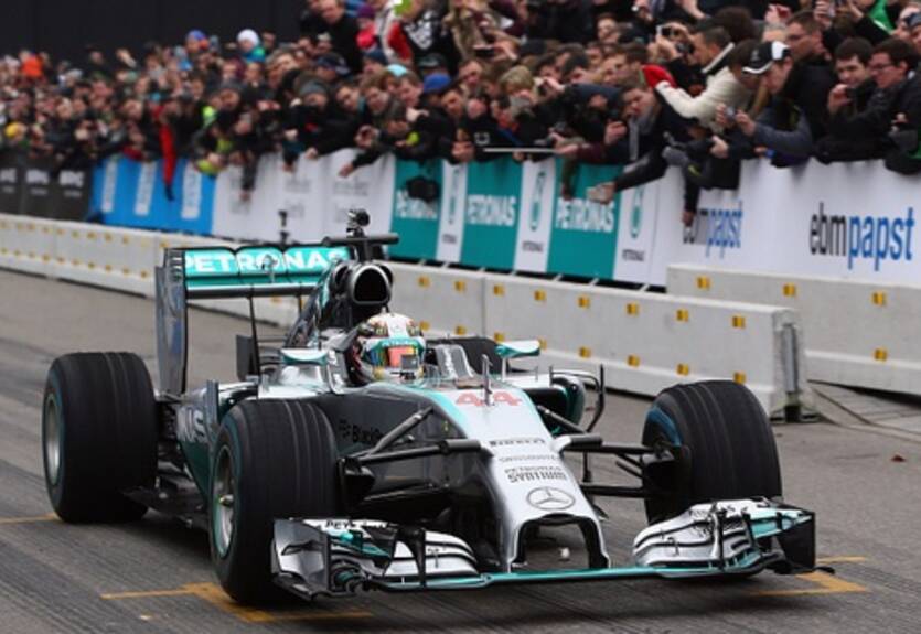 Формула-1. Новый болид Мерседес успешно прошел краш-тест ФИА