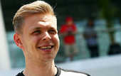 Формула-1. Магнуссен подписал контракт с Renault