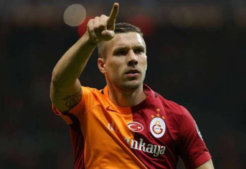 Шанхай Шеньхуа хочет приобрести Подольски