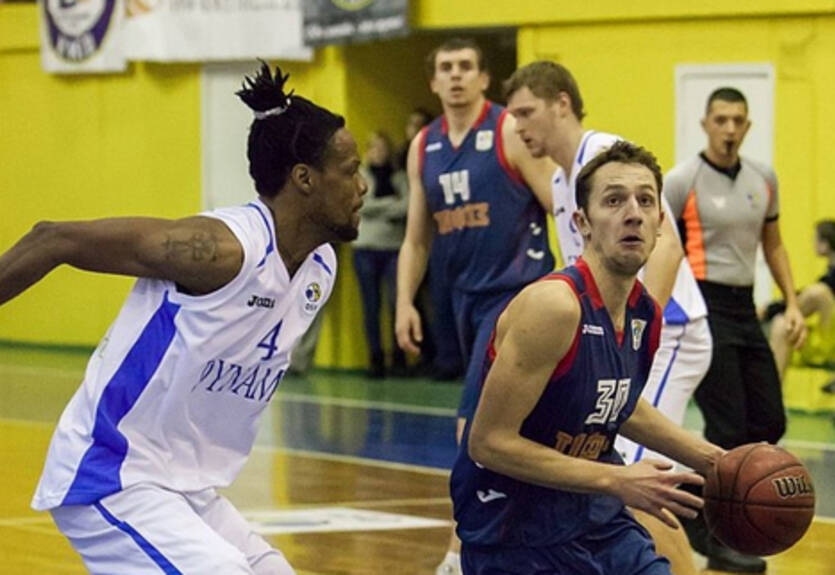 Суперлига Фаворит Спорт. Динамо сильнее в киевском дерби